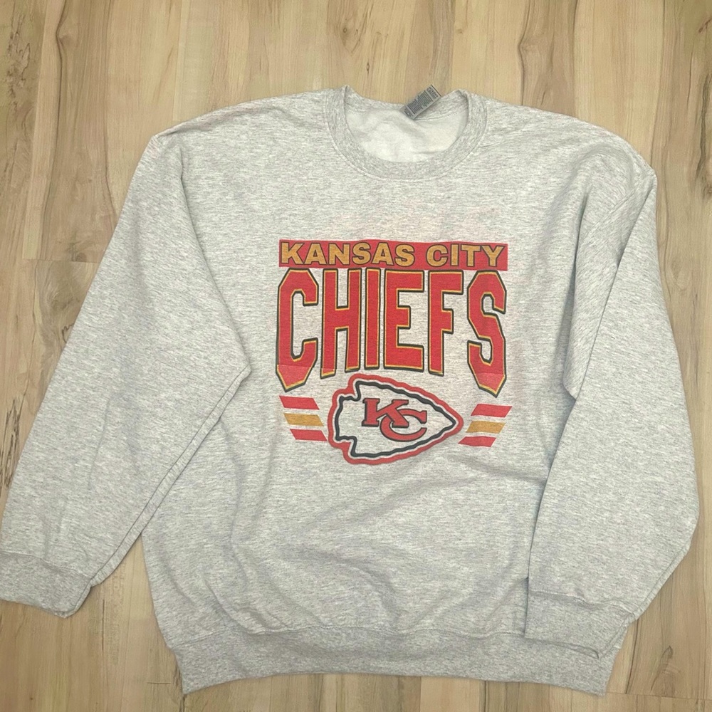 New - KC Chiefs sweatshirt with flaw